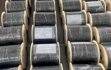Información completa sobre el cable de acometida plana tonable (1—12 fibras)